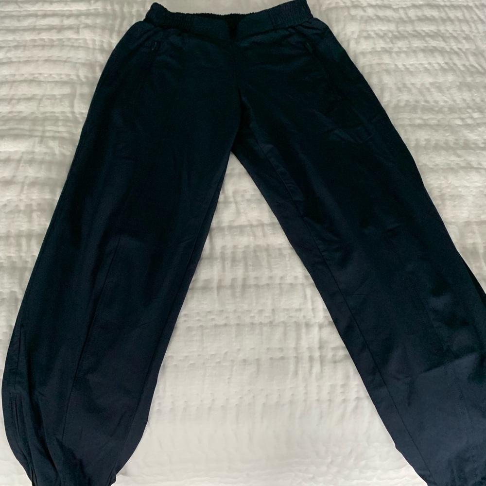 Old Navy woven stretch jogger